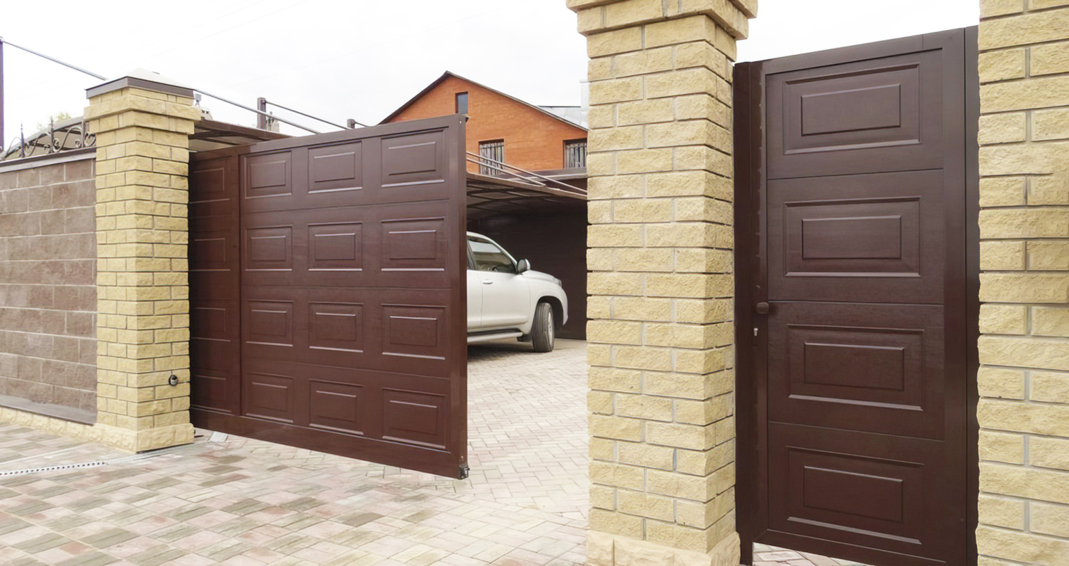 Ворота с калиткой в Курганинске под ключ